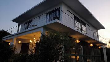 Biệt thự, 5 phòng ngủ, phù hợp cho người khuyết tật, hồ bơi riêng | Ngoại thất