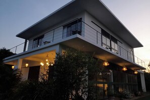 Biệt thự, 5 phòng ngủ, phù hợp cho người khuyết tật, hồ bơi riêng | Ngoại thất