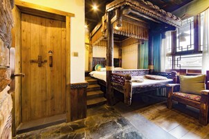 Quarto casal com design assinado | Wi-Fi de cortesia