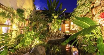 Butterfly Flowers Inn