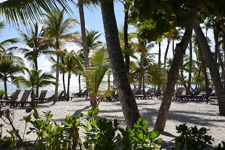 Sun loungers, beach towels. Punta Cana Beach Luxury apartment 2 bedroom 4 minute walk to beach