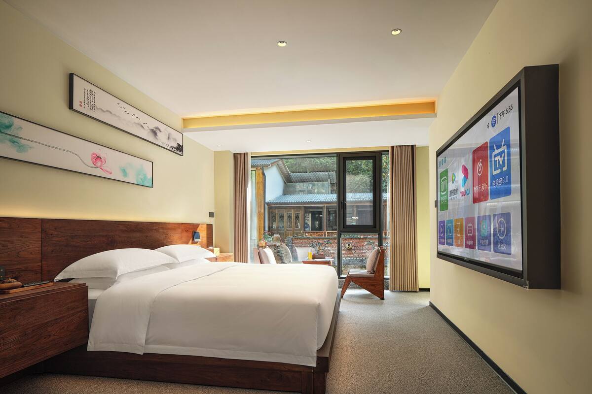 Superior Double Room, Mountain View