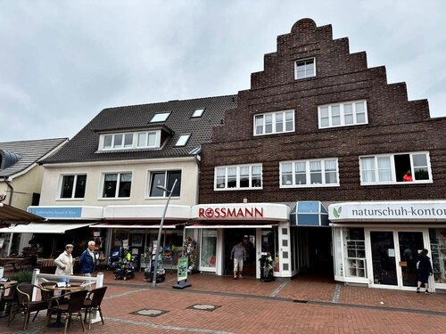 350m zum Strand 
Ruhig wohnen im Zentrum von Büsum