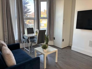 TV, offices - Ground Floor | Weekly Offers | Central Location | (Kent)