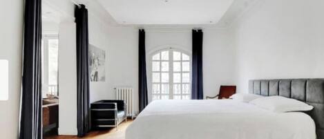 Bügeleisen/Bügelbrett, WLAN, Bettwäsche