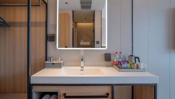 Shower, free toiletries, towels, soap