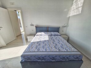 2 室のベッドルーム、WiFi、ベッドシーツ