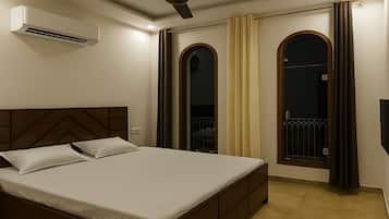 Villa, 2 Bedrooms, Smoking, Balcony | 2 bedrooms