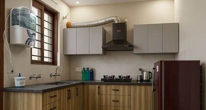 Stay Rotal Villa BNB 1st F