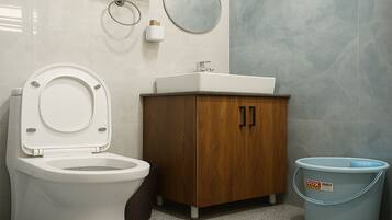 Villa, 2 Schlafzimmer, Raucher, Balkon | Badezimmer