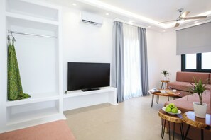 Villa, balkon, uitzicht op zee | Woonruimte