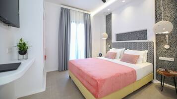 In-room safe, blackout curtains, iron/ironing board, free WiFi