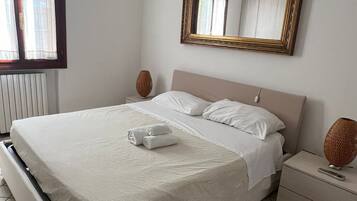 Basic-Apartment, Gartenblick | Kostenloses WLAN, Bettwäsche