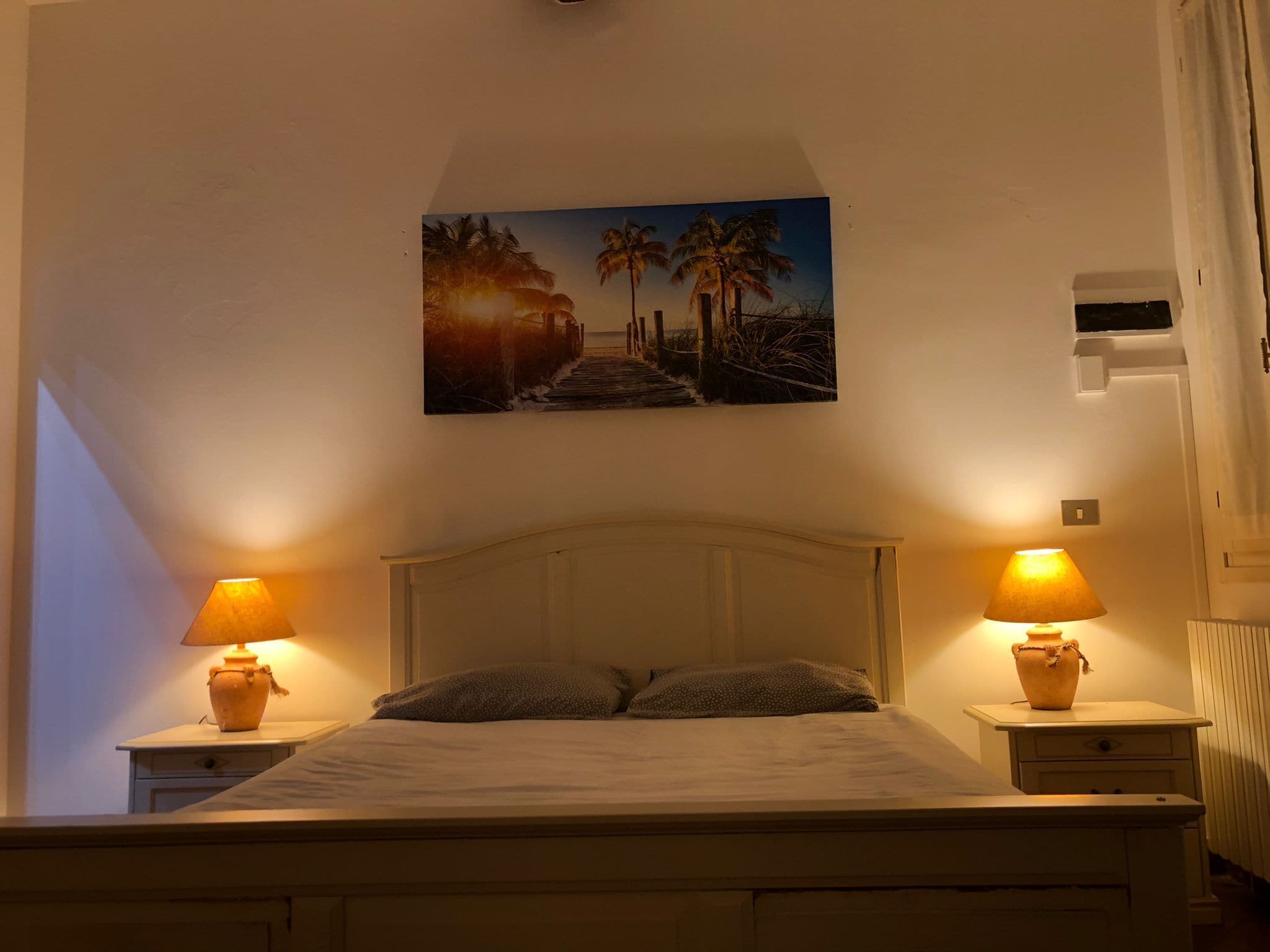 Classic Apartment | Free WiFi, bed sheets