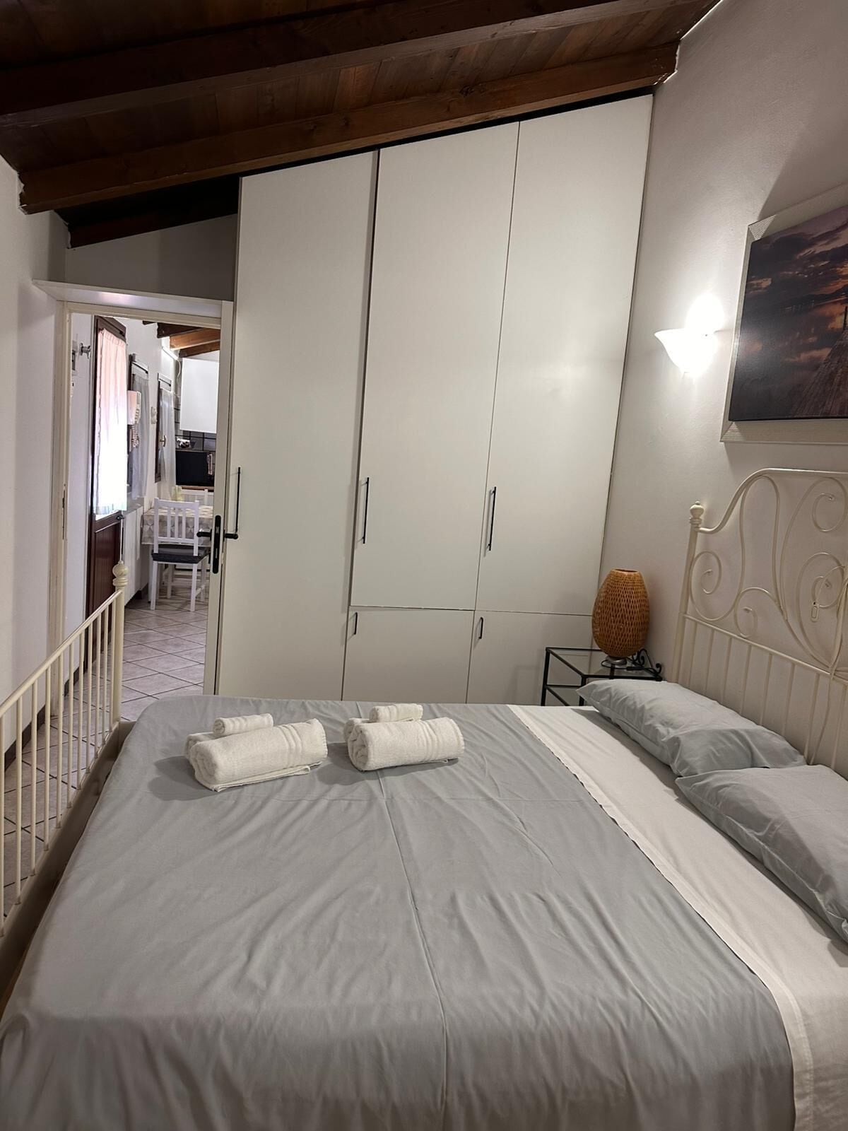 Classic Apartment, Garden View | Free WiFi, bed sheets