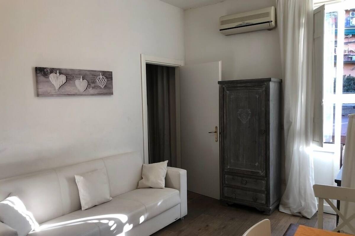 Junior Apartment | Living area | Heated floors