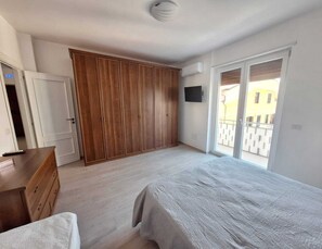 2 Schlafzimmer, Bettwäsche