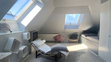 Bügeleisen/Bügelbrett, WLAN, Bettwäsche