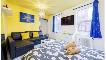 1 bedroom, iron/ironing board, travel cot, free WiFi