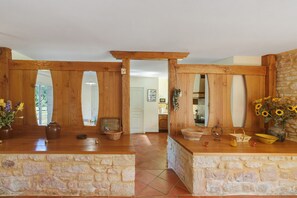 Interior - Holiday Home "Le Tilleul" with Private Pool (Saint-Pompon)