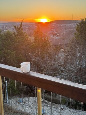 Unclassified image, 3 of 43, button - The Scenic escape/ Little White House on a Hill (Copperas Cove)