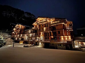 Exterior - Luxury Apartment with Pool, Sauna and Hammam in Val-d'Isère (Val-d'Isère)