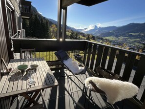Outdoor dining - Megève Apartment, 3 rooms, 4-6 people, parking (Megève)