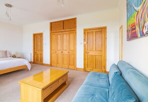 Superior Double Room, Ensuite, Sea View | Blackout drapes, iron/ironing board, free WiFi