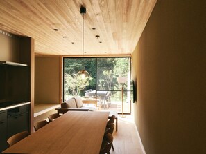 Superior Quadruple Room, Garden View | Dining room - GEOSPOT MOTOHAKONE B (Hakone)