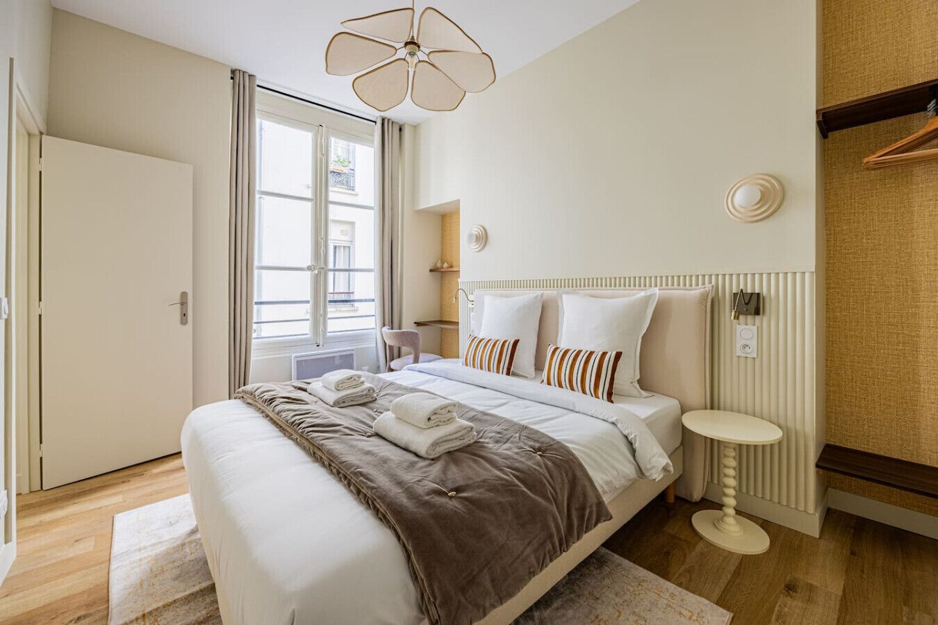 3 bedrooms, iron/ironing board, travel cot, WiFi