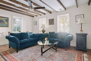 Télévision, espaces bureaux