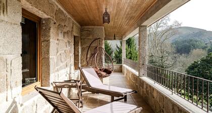 Casa das Flores: Mountain View, Private Pool & Wi-Fi in Gerês