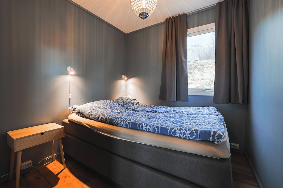 Comfort Cabin, Partial Ocean View | Free WiFi