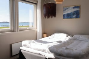 Comfort Double Room, Partial Ocean View | Free WiFi