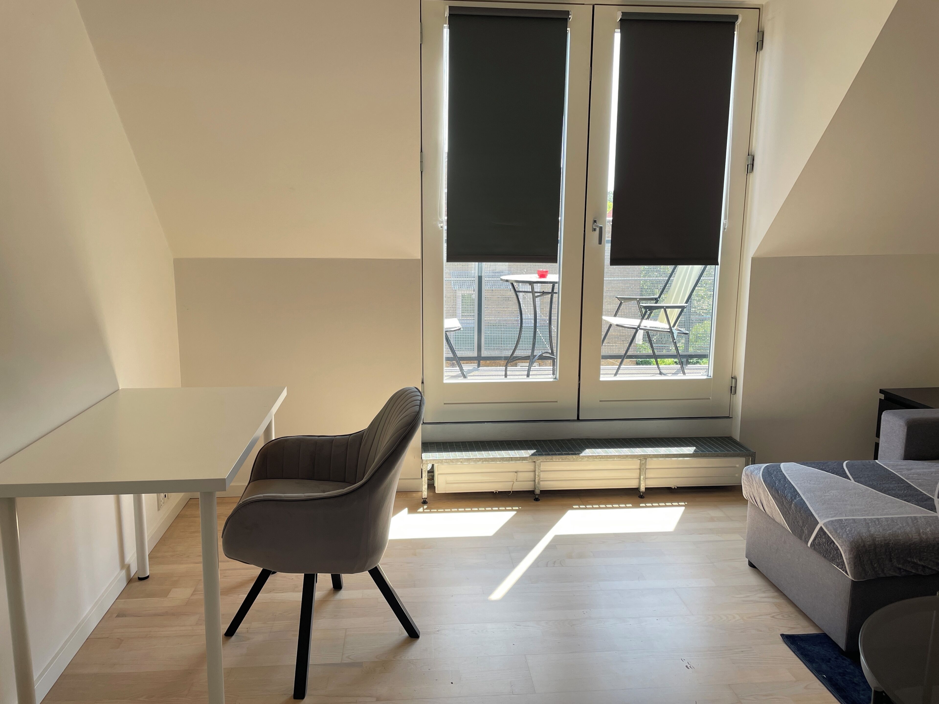 Metro Apartment Cozy And Spacious Closed To Transport Facilities, - Copenhagen