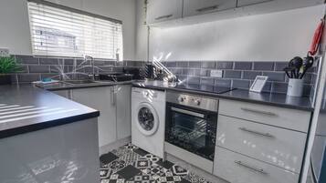 Fridge, microwave, oven, dishwasher