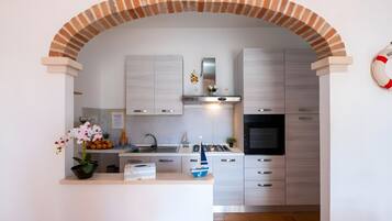 Réfrigérateur, plaque de cuisson