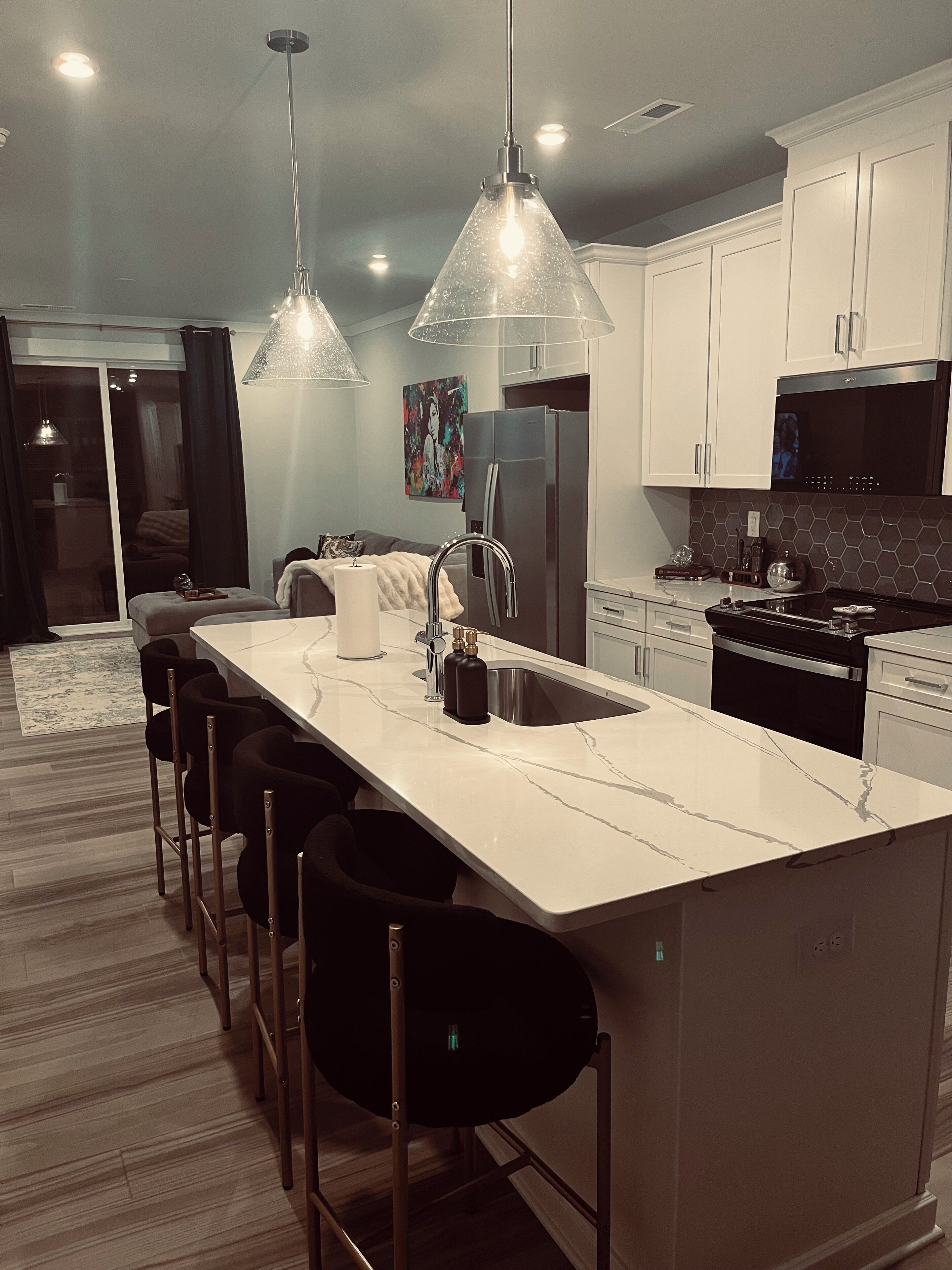 冰箱、微波炉、烤箱、炉灶