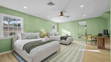 6 bedrooms, desk, iron/ironing board, free WiFi