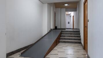 Overnatningsstedets indgangsparti