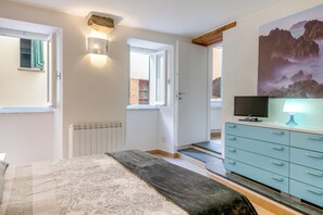 Apartment | Iron/ironing board, free WiFi