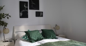 2 bedrooms, iron/ironing board, Internet - Great home with best roof terrace and view (Ojén)