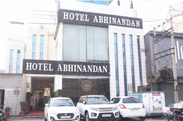 Exterior - Hotel Abhinandan Panipat (Panipat)