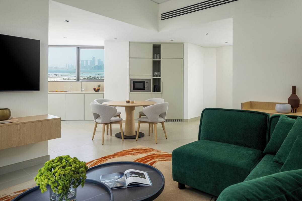 Apartment, 2 Bedrooms, Balcony | Living room