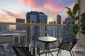 Apartment, City View | Balcony - LUX The Marina View Suite 3 (Dubai)