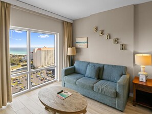 TV - Spacious 3 Bedroom Lockout Unit – SanDestin Golf and Beach Resort (Miramar Beach)