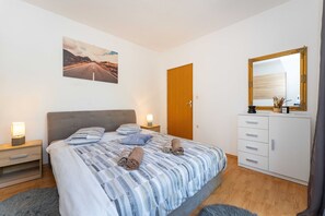 Room - Holiday Home in Krkovic With Large Swimming Pool (Skradin)