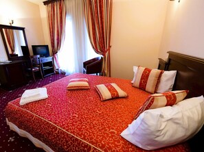 Comfort Apartment, City View | Desk, free WiFi