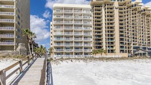 Exterior - Four Winds 102 -Hallway Kids Bunks-Perfect for Small Families-NEW in our rental! (Orange Beach)