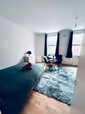 2 Schlafzimmer, kostenloses WLAN, Bettwäsche